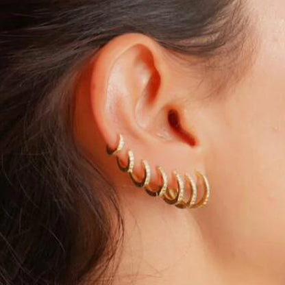 Minimalist Hoop Earings